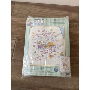 Dimensions Baby Hugs Dreams Stamped Cross Stitch Crib Cover Kit 72777 34X43 New